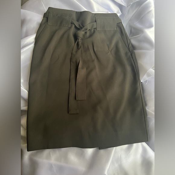 BANANA REPUBLIC Business casual skirt OLIVE - Picture 1 of 3